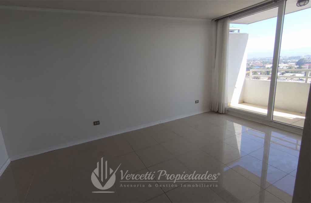 Amplio y Hermoso Departamento en La Cisterna